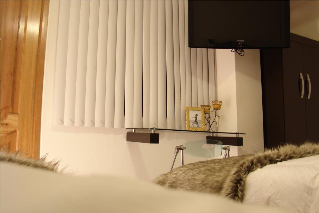 Hostal Media Luna Trujillo Zewnętrze zdjęcie